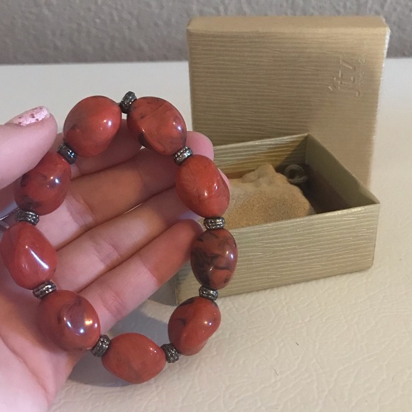 Bracelet - Picture 2 of 2